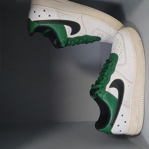Mens 82 retro Air Force Ones